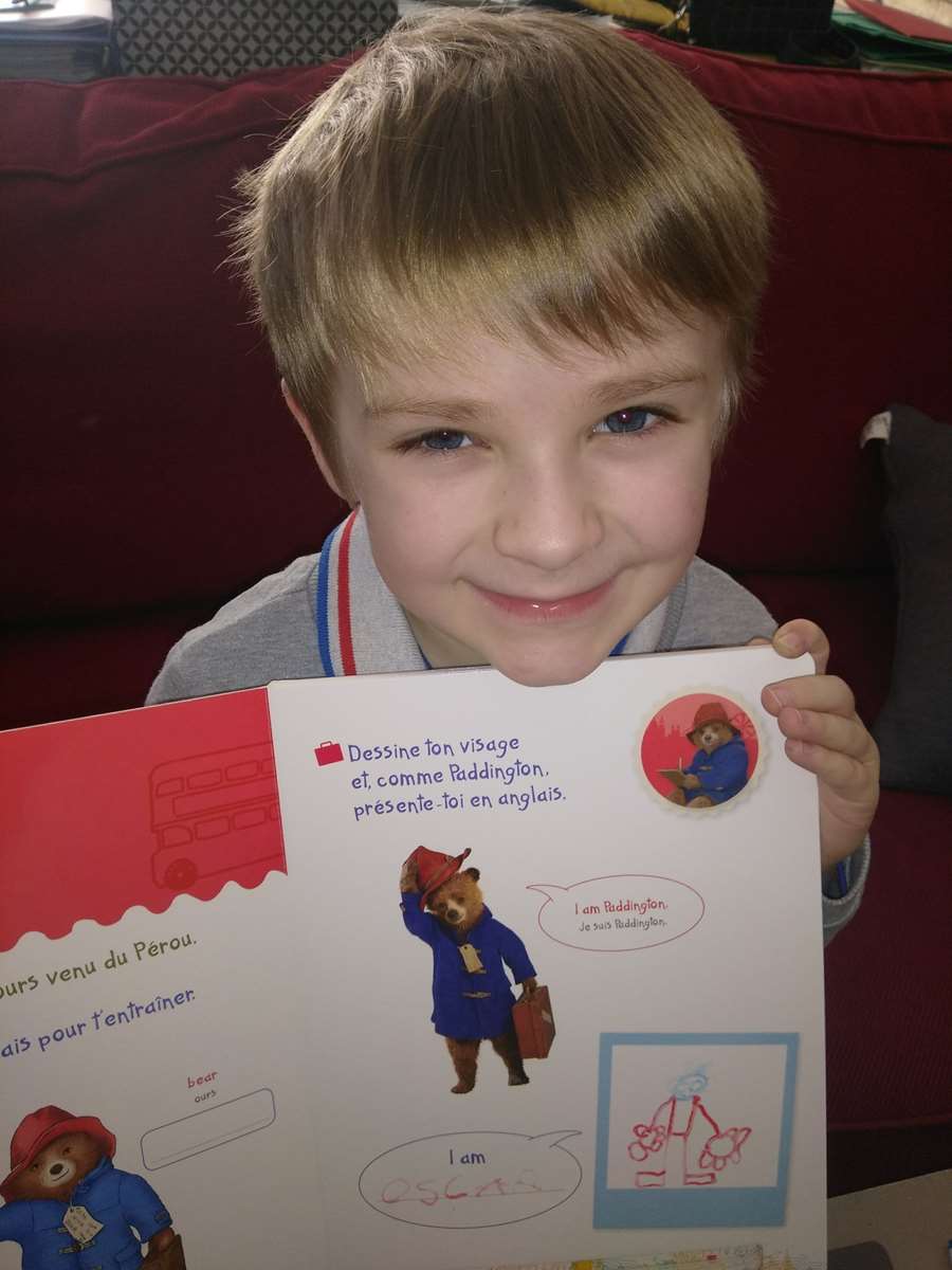 Oscar fait un peu d'anglais